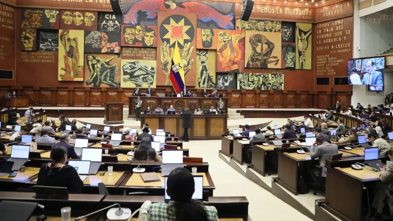 Asamblea Nacional aprueba salida de Ecuador del tratado del sistema SUCRE
