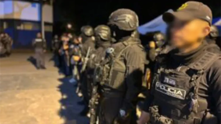 Capturados 62 sujetos y un Objetivo de Alto Valor en operativo Apolo 27 en el sur de Quito