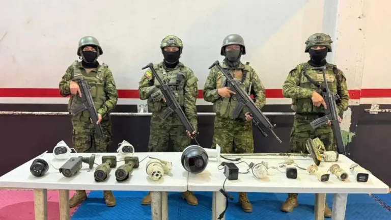 El ejercito desmanteló un sistema ilegal de videovigilancia en el sector Buena Fe Norte, perteneciente al cantón Montalvo