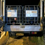 Policía incauta 1700 galones de combustible ilegal en Esmeraldas