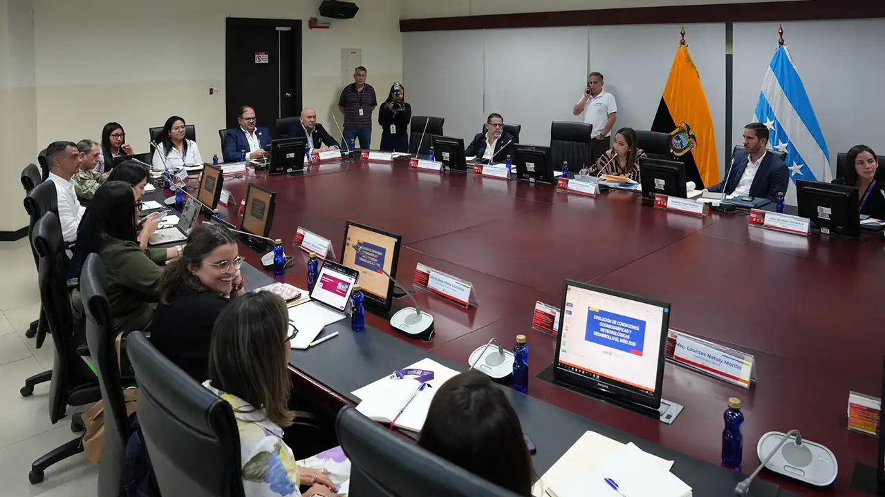 COE Nacional eleva a alerta naranja 17 provincias por el fenómeno de El Niño