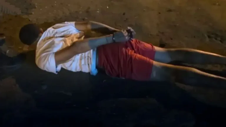 Cae alias «Roberto» peligroso integrante de «Los Tiguerones» con arma en Esmeraldas