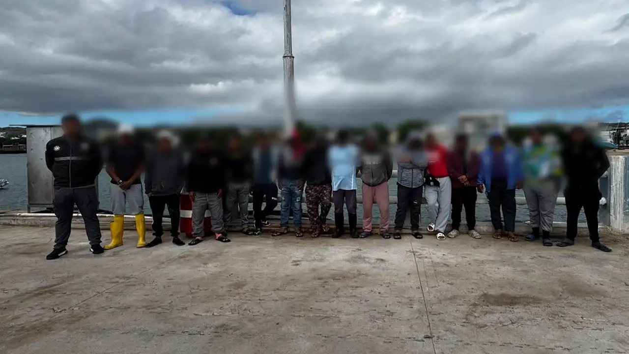 Cae buque pesquero con 3.500 galones de combustible ilegal en San Cristóbal
