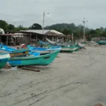 Entre el abandono y la piratería: El drama de los habitantes y pescadores de Mompiche