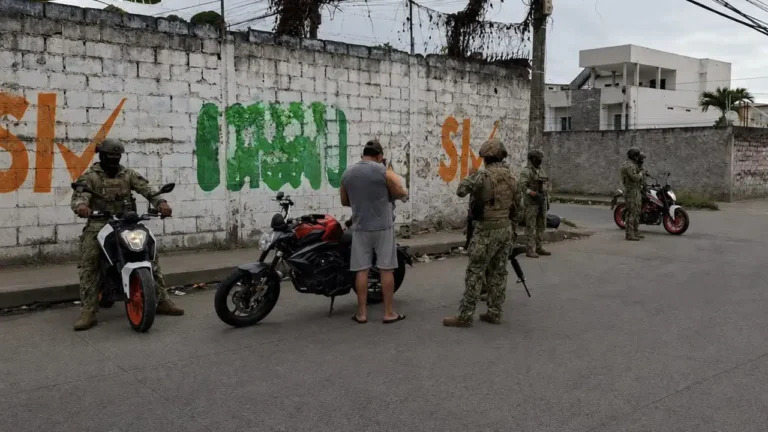 Armada del Ecuador refuerza operativos de seguridad en Esmeraldas