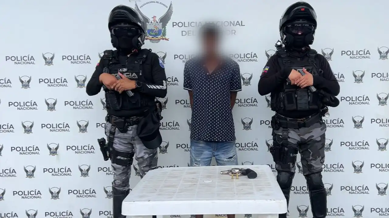 Capturado Jhorvi N. implicado en robo a taxista en Esmeraldas