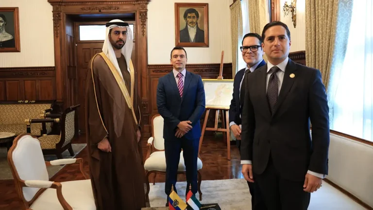 Ecuador y Emiratos Árabes consolidan alianza tecnológica y económica en Carondelet