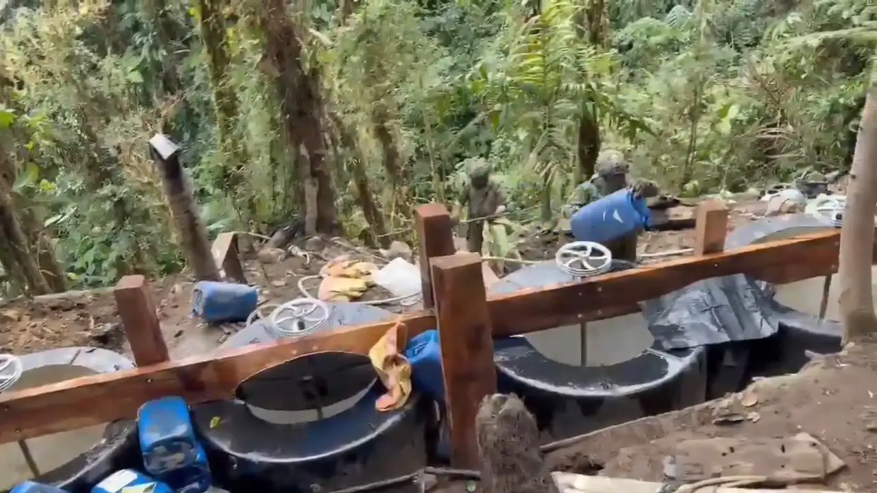Operación militar desmantela campamento de minería ilegal en Urcuquí