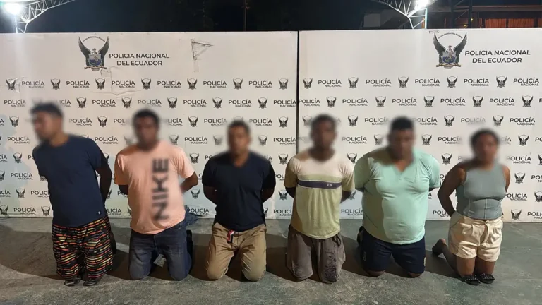 Operativo antiextorsión en Esmeraldas y Quinindé deja seis detenidos
