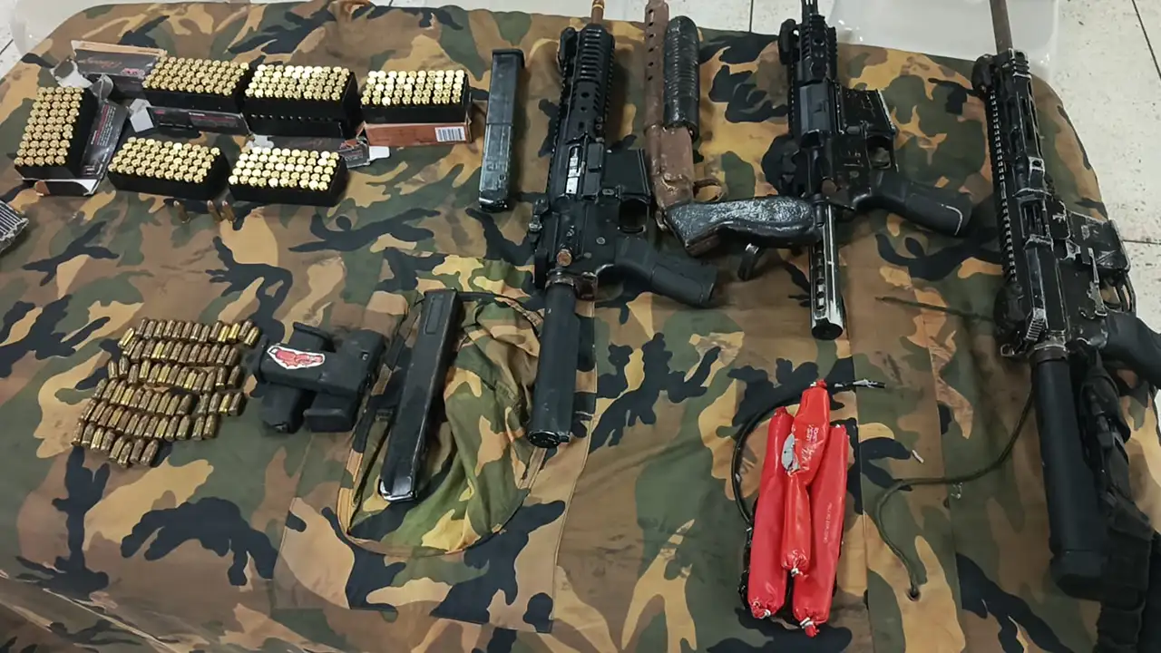 Operativo en Puerto Bolívar deja sin armas a la banda SAOBOX