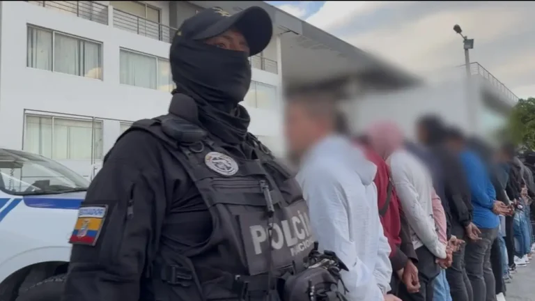 Treinta aprehendidos y dieciocho retenidos durante operativo Apolo 38 en Quito