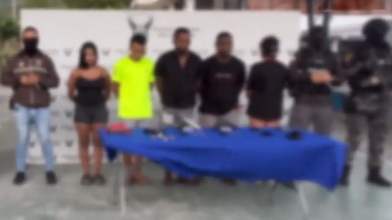 Caen alias "Elián" y alias "Luisao" y otros tres sospechosos en operativo Atlas 147 en Tonsupa