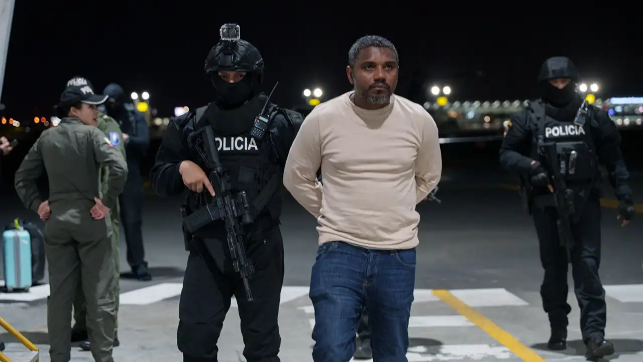 Gran Fénix 56: Captura y repatriación de alias "Comandante 7" desde Colombia