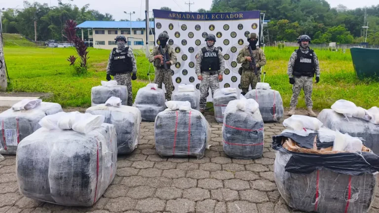 Operativo incauta 432 pares de calzado irregular en San Lorenzo