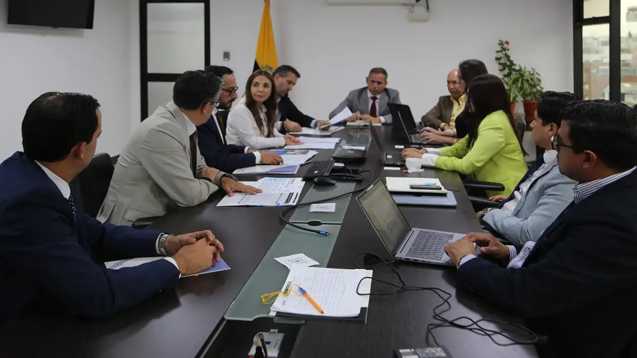 Optimización de demanda eléctrica: industrias reducen consumo para cuidar embalses