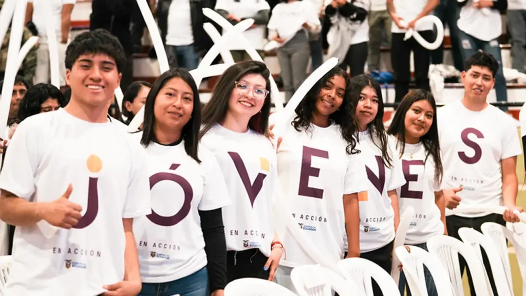 Inicia nueva etapa de Jóvenes en Acción para 700.000 becarios