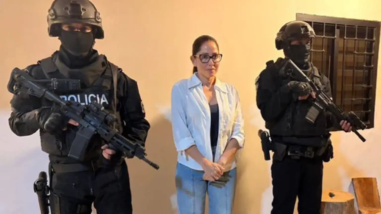Luisa González y tres personas más con prisión preventiva por lavado de activos