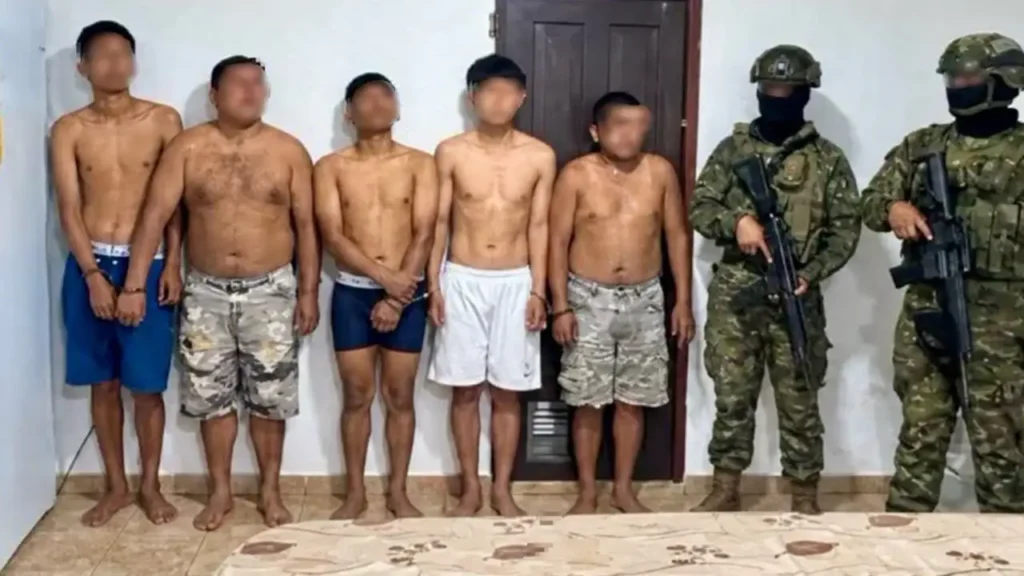 Prisión preventiva para presuntos integrantes de "Los Lobos" en Posorja